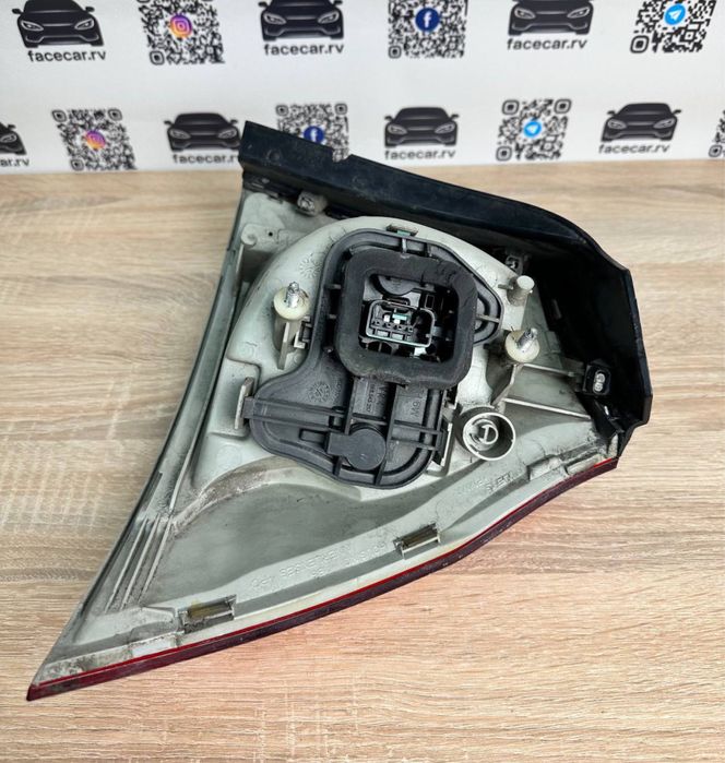 Ліхтар задній зовнішній VW Golf 5 (2003-2008) Оригінал