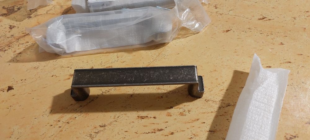 Uchwyty meblowe 8 szt  rozm.96