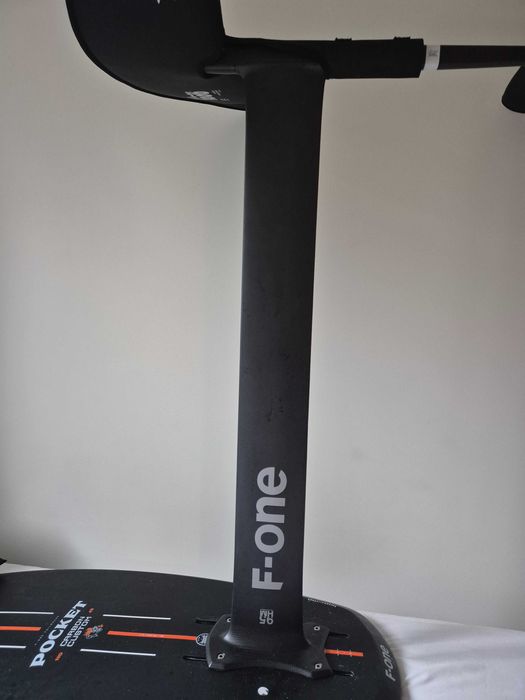 F-ONE Masz Carbon 80cm HM 14mm do Foil i Wing