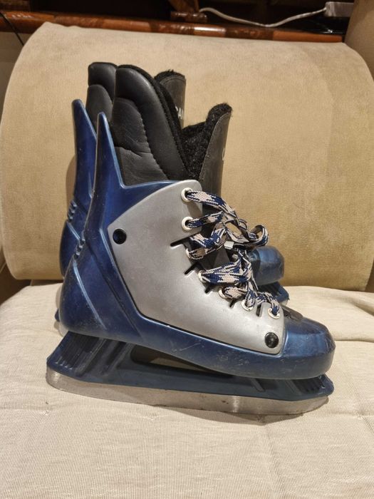 Łyżwy rozmiar 37 szaro-granatowe