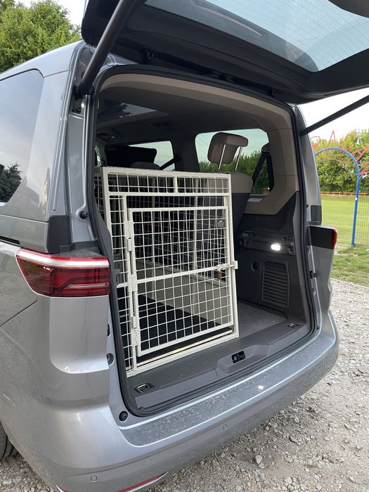 Wytrzymała klatka dla psa do samochodu SteelDog
