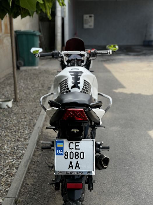 мотоцикл Lifan KP200