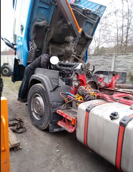 usługi transportowe wywrotem lub hds, dźwig