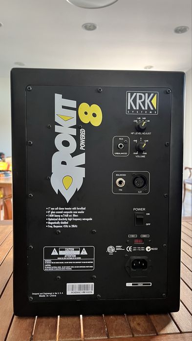 Monitores de estúdio KRK Rokit 8 G1 (Par)