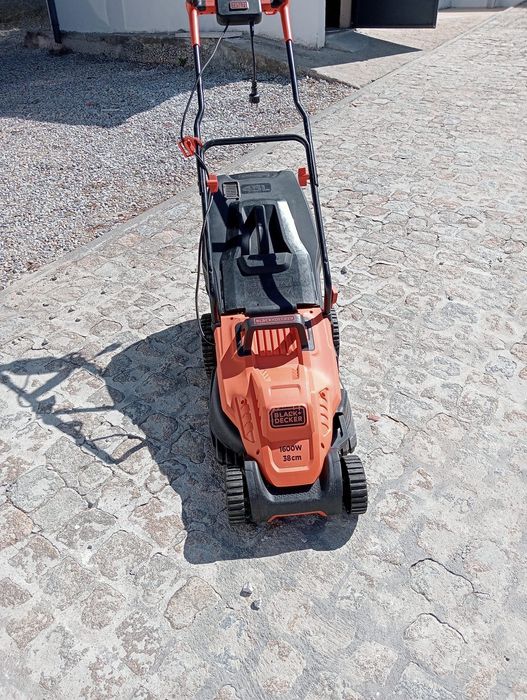 Máquina Cortar Relva