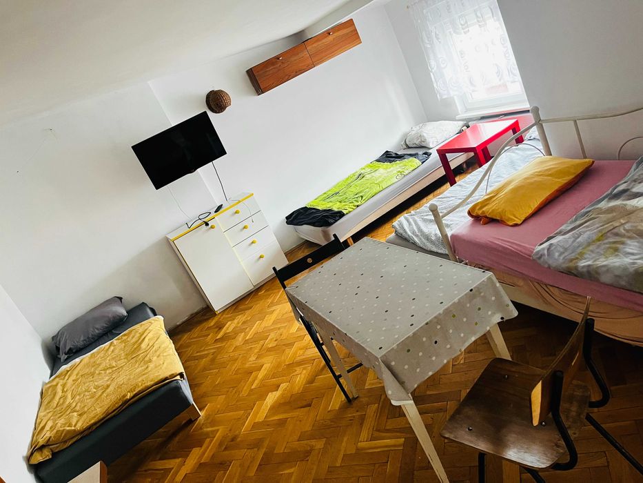 Kwatery pracownicze, hostel,  pokoje do wynajęcia, noclegi pracownicze, Ławica, Poznań