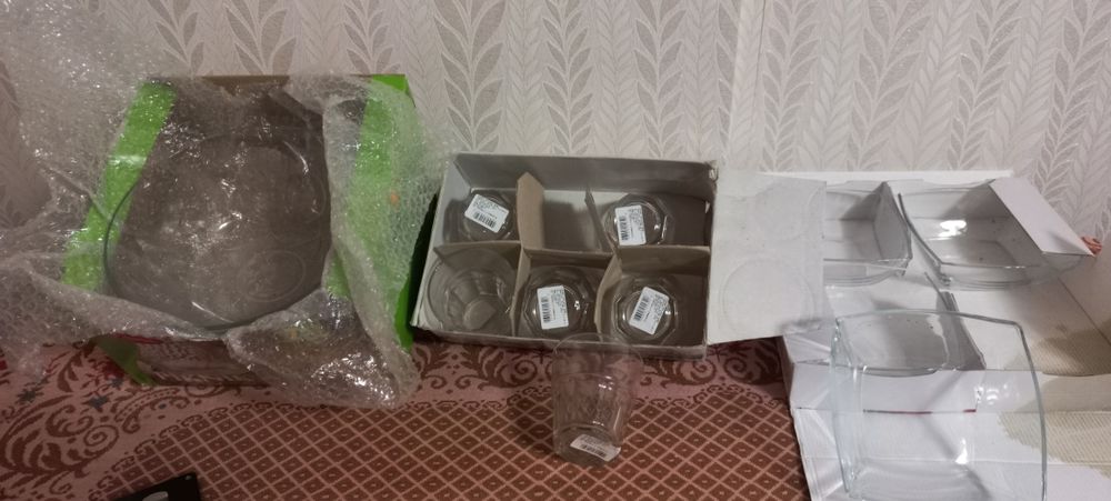 Продам набір скляних салатників