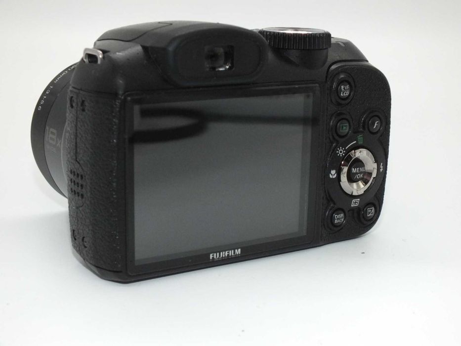 Aparat Fujifilm Finepix S2500HD, pasek, baterie gratis.