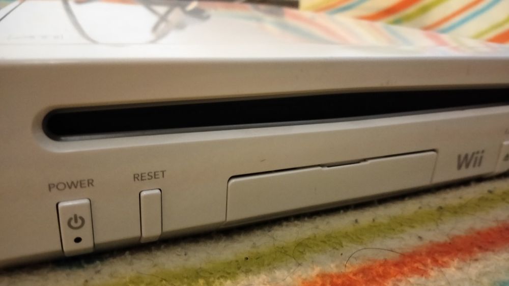 Nintendo Wii V2 (Horizontal)