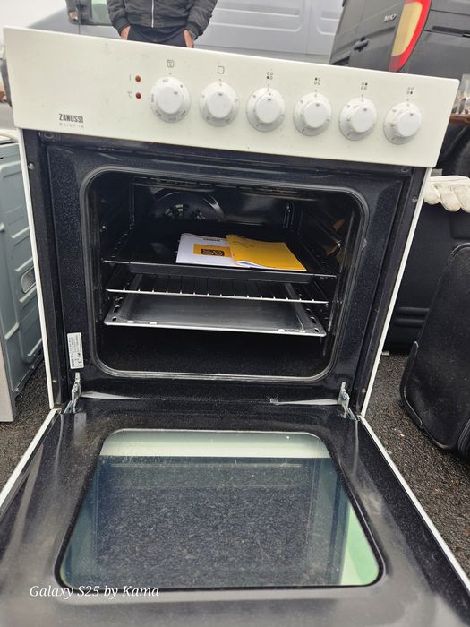 Piekarnik Zanussi nowy