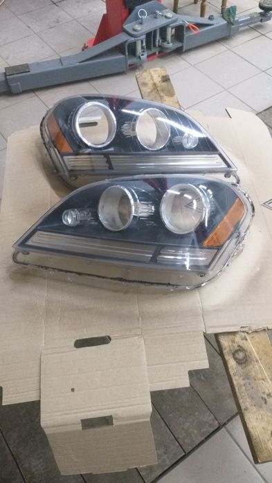 Ремонт автомобільных фар, установка бі-леда та їх настройка