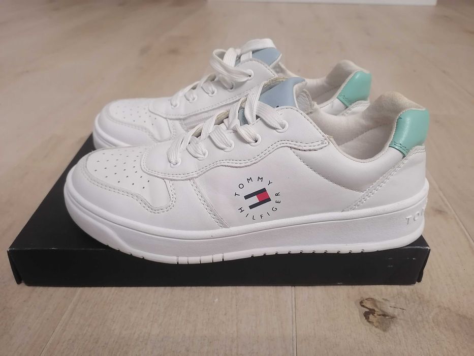 Nowe buty tommy hilfiger