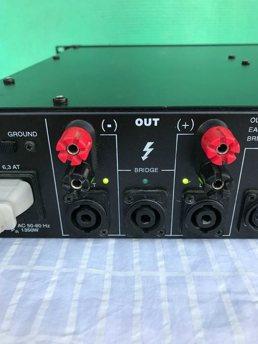 Профессиональный усилитель 2Х450W(4Ом.)800W- мост,"K.M.E."SPA-900F