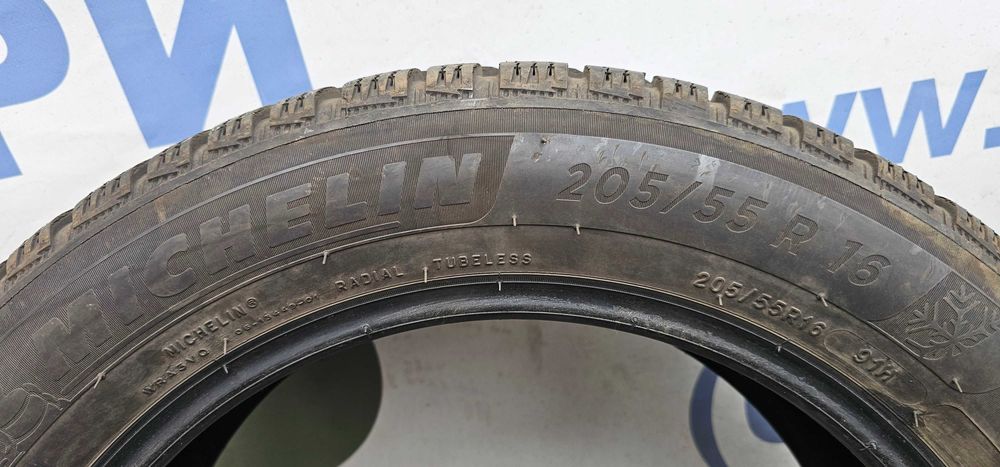 Комплект зимової гуми Michelin Alpin 6 205 / 55 R - 16