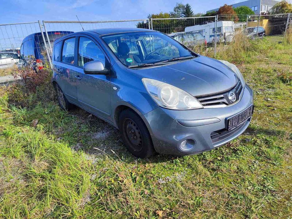 Разборка Nissan Note Ниссан Ноут Е11 1.4, 1.5dci, 1.6i кпп двигун фара