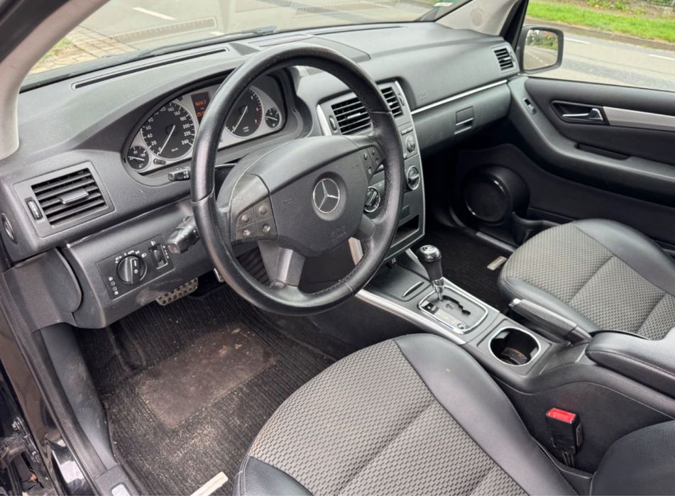 Мерседес Mercedes-Benz B, 2008, 2.0бензин пригнана з Німеччини