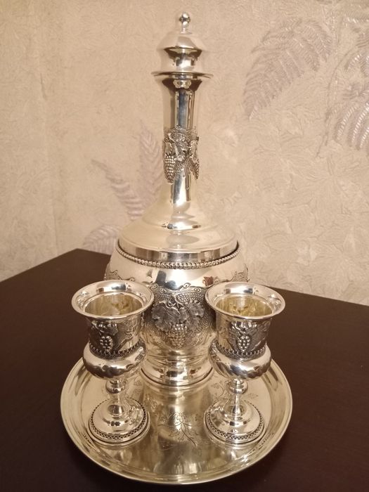 Серебряные рюмки и кувшин 925 пробы