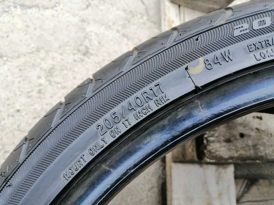 205/40 R17 84W Austone athena sp-7  Літо 4штуки шини б/у