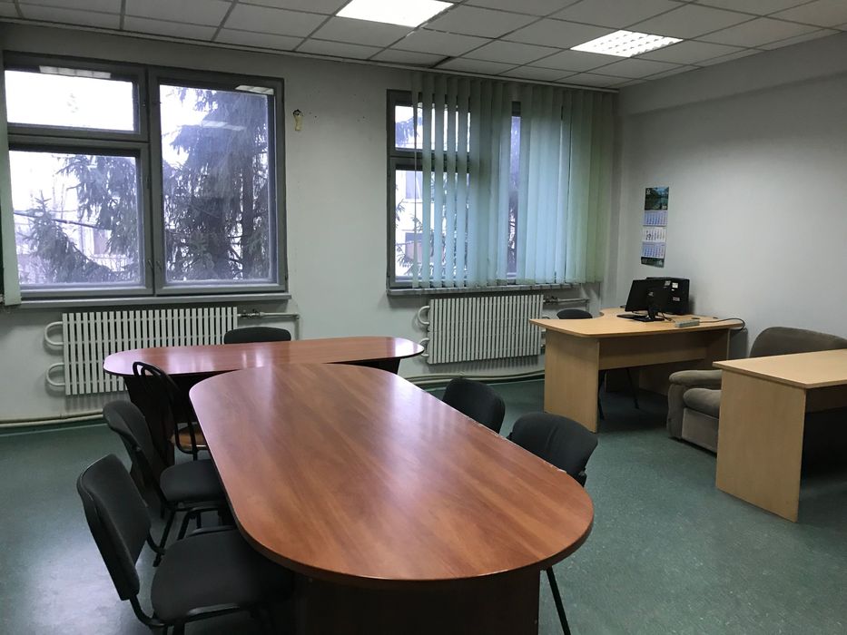 Оренда офісів та приміщень 20-400 м², м. Масельського, вул. Єнакіївська, 8