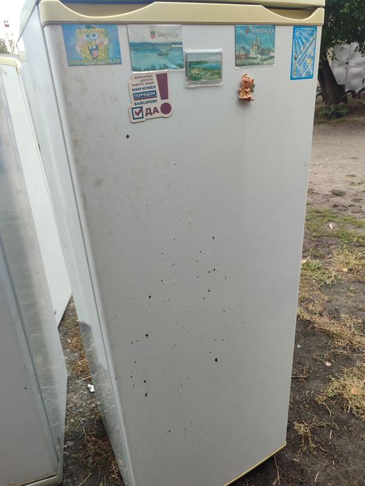 Продам холодильник