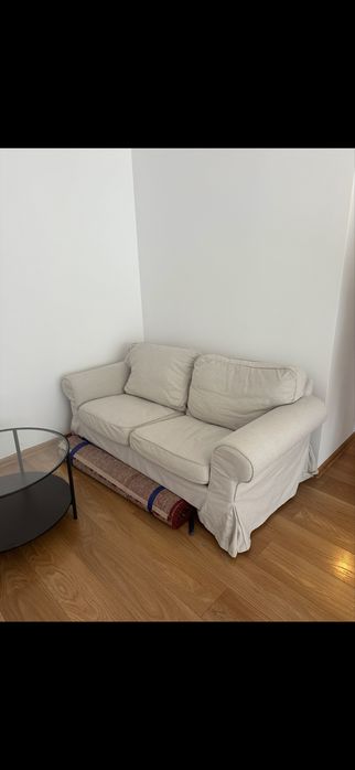 Sofa beżowa nierozkladana