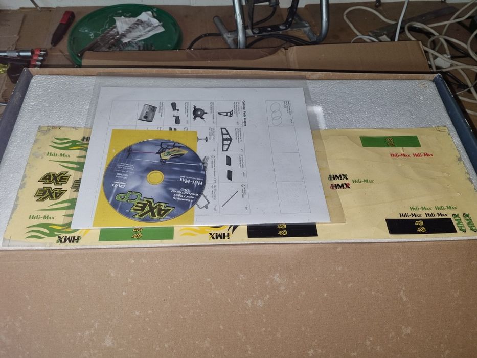 Remote-Controlled Helicopter64284016904962123