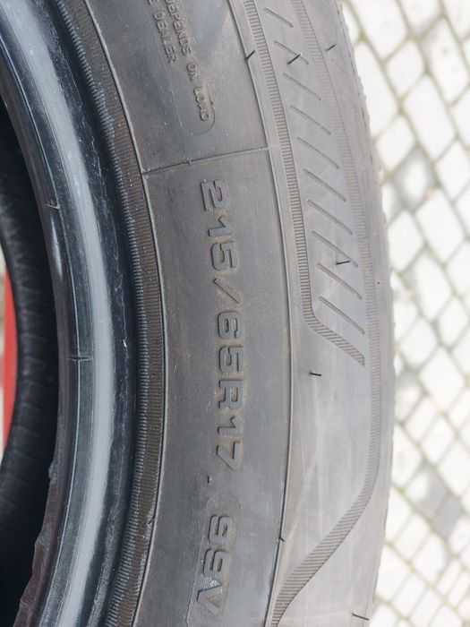 Opony  wielosezonowe 215/65 r17