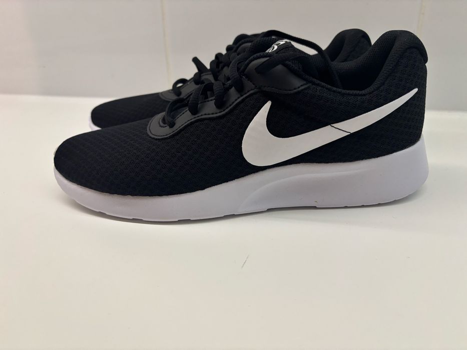 Buty Nike air 42 26,7 cm Tanjun