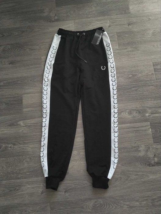 Спортивні штани Fred Perry