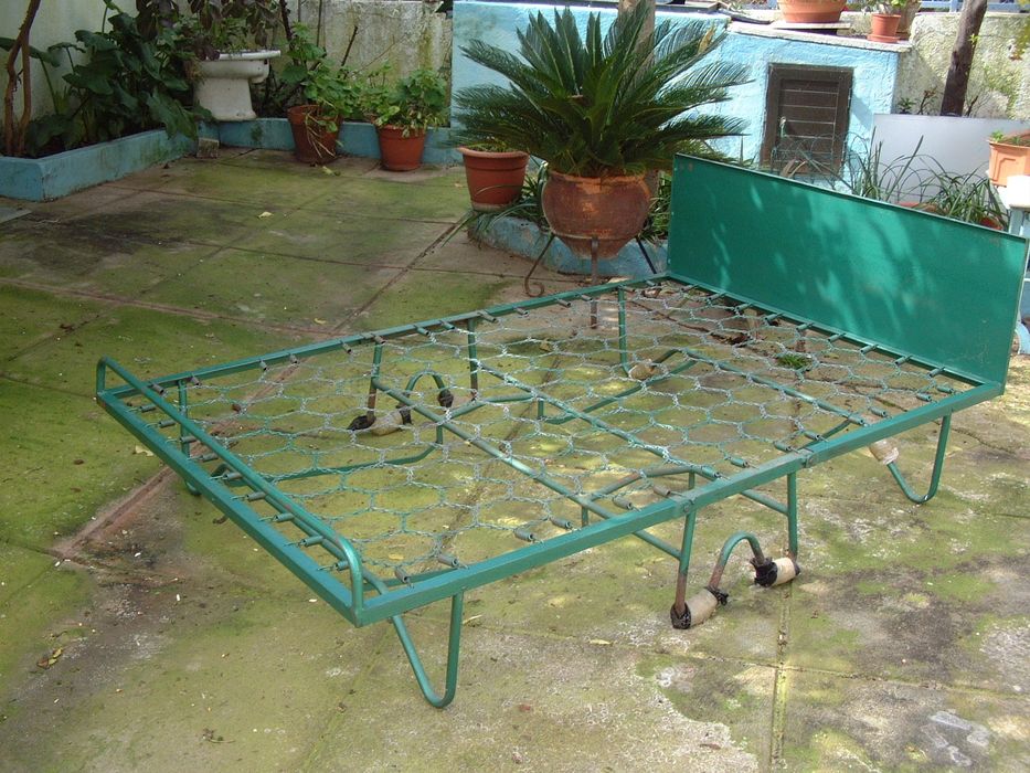 Divã articulado de casal