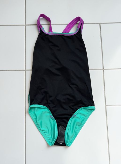 Новий суцільний купальник Speedo оригінал для дівчинки 13-14 років
