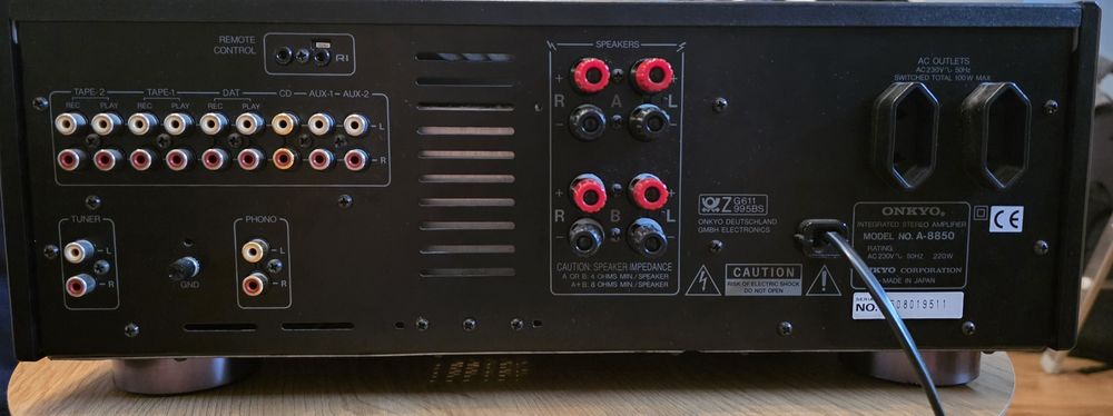 Wzmacniacz ONKYO A-8850
