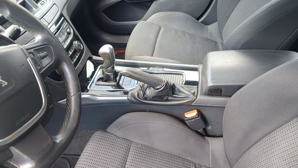 Peugeot 508 sedan. Salon Polska