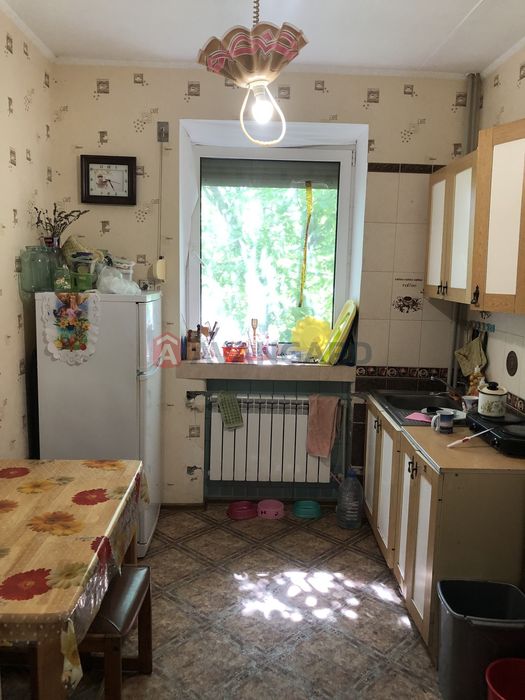 Продаж будинку в Обухівці зі своїм озером, ліс річка. 120000 $