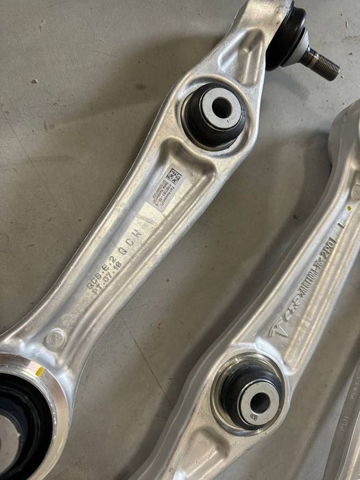 Важіль ричаг передній правий лівий новий оригінал Tesla Model S X