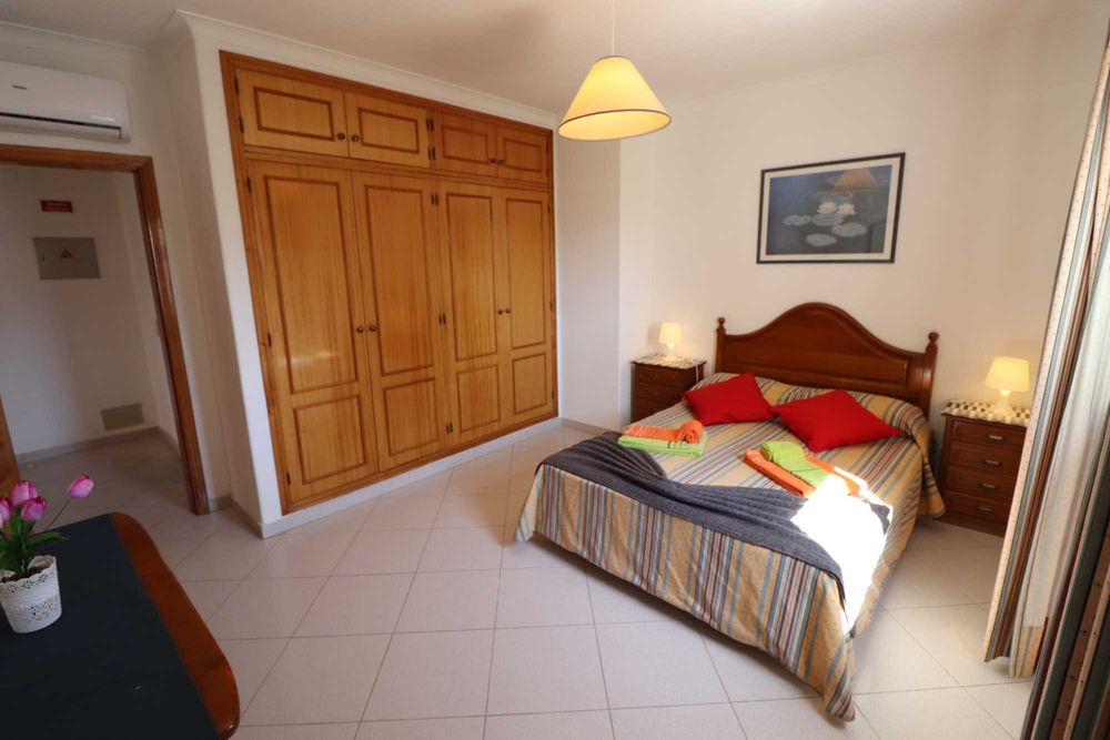 Excelentes apartamentos, T2 para 4-6 pessoas, Piscina, Ferreiras-ALBUFEIRA