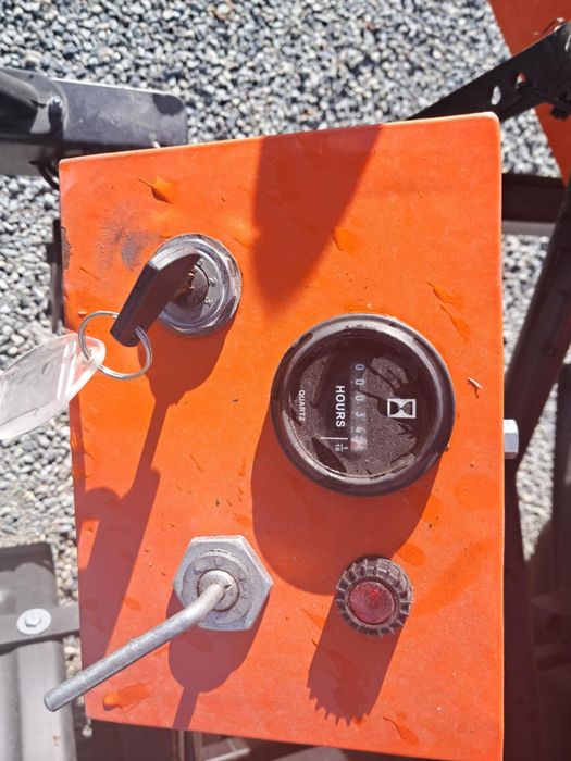 Rebak prawie nowy 20 godzin silnik es