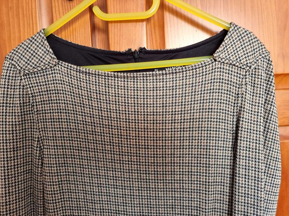 Vestido com padrão castanho e preto, curto e justo Mango, tamanho XS