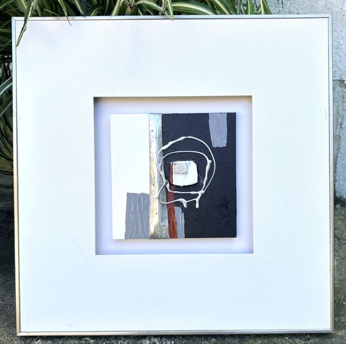 3 quadros modernos Arte Abstrata em relevo assinados 50 cm x 50 cm