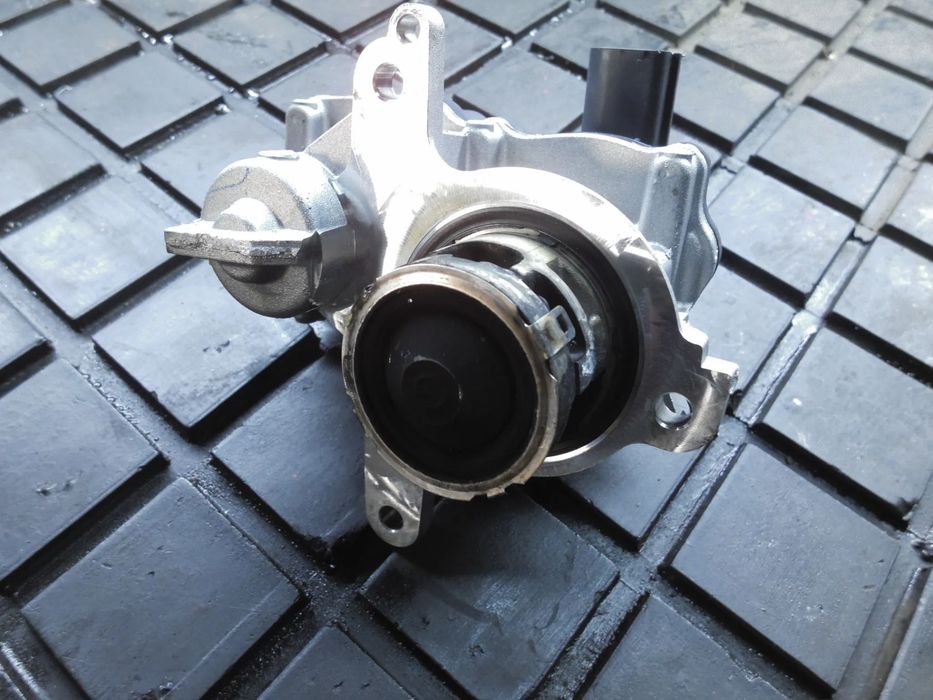 AUDI Q3 83A 2.0TDI 35TDI Zawór EGR 05L131501M