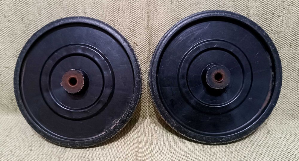 Колеса колесики пластмассовые