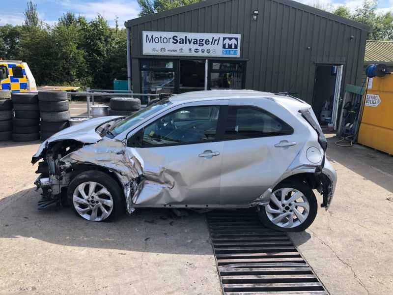 Бампер Toyota Aygo X розборка шрот