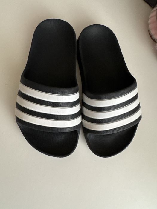 Тапочки adidas