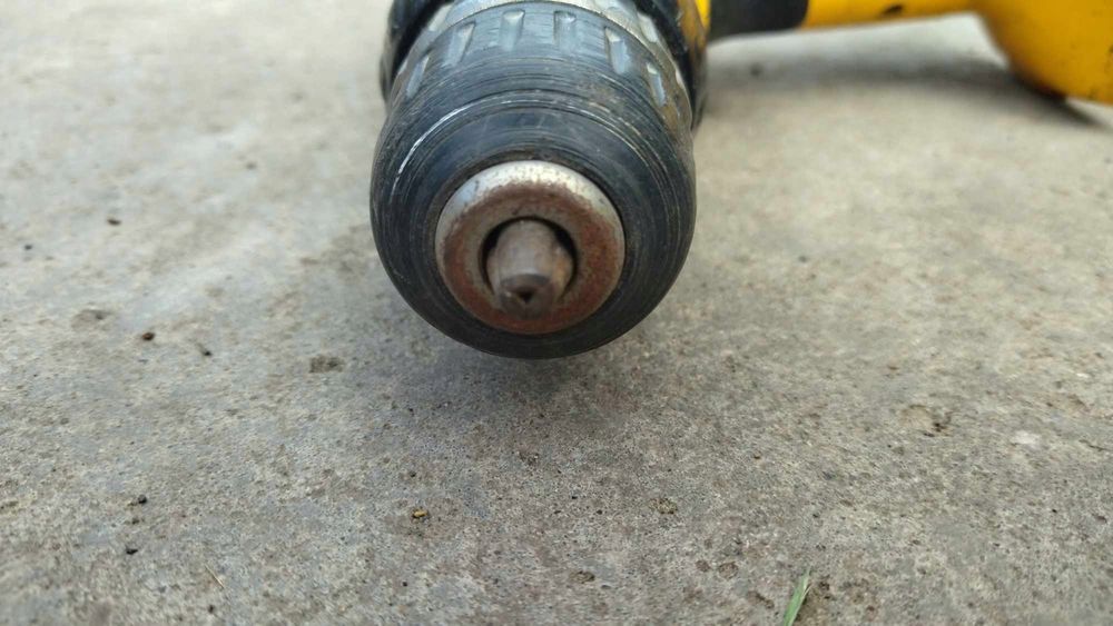 Stara wkrętarka Dewalt - Stary Typ