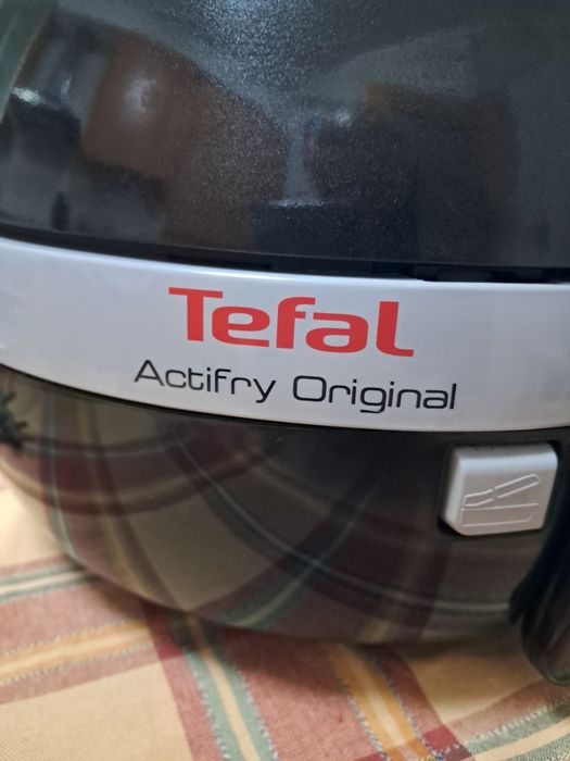 Air Fryer Tefal usado