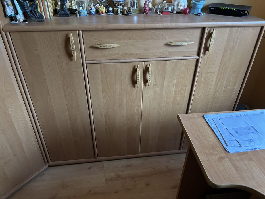 Meble pokojowe młodzieżowe