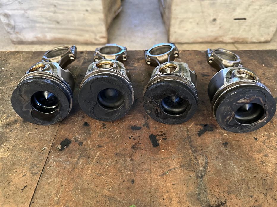 PISTAO / PISTON E BIELA VIELA MOTOR BKC 105 CV BLS - BXE 1.9 TDI