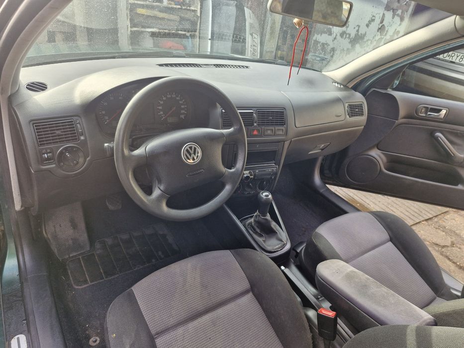 Volkswagen Golf IV 1.4