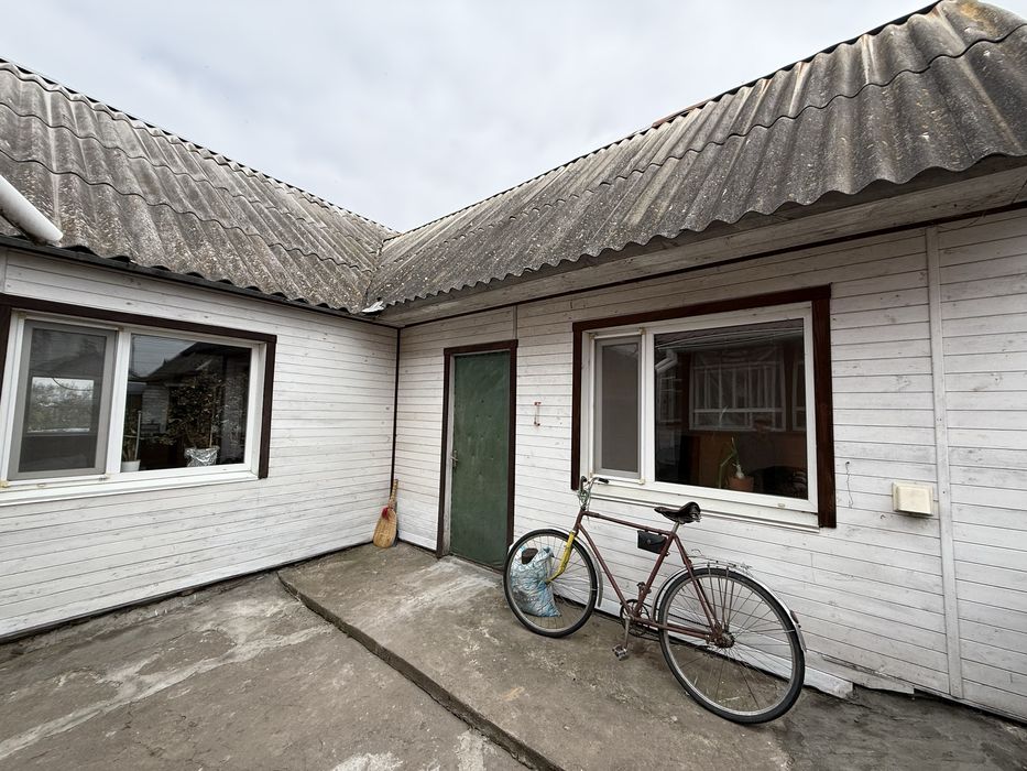 Будинок з майстернею