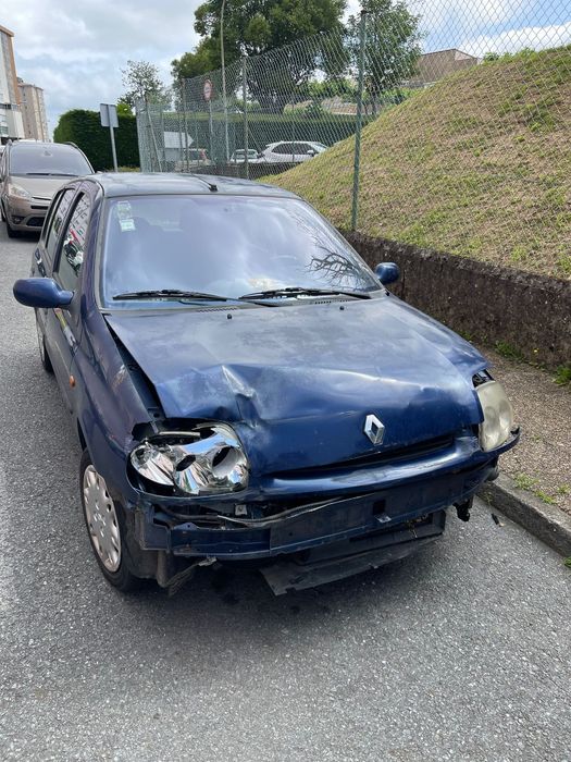 Renault Clio 2002